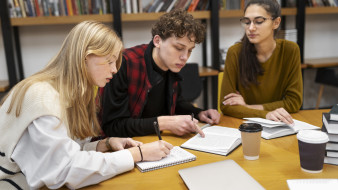 Рекордное число учеников ушло из воронежских школ после 9 класса в 2025 году