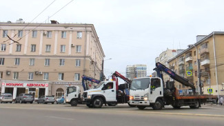 За две недели с улиц Воронежа эвакуировали 118 автомобилей с нечитаемыми номерами