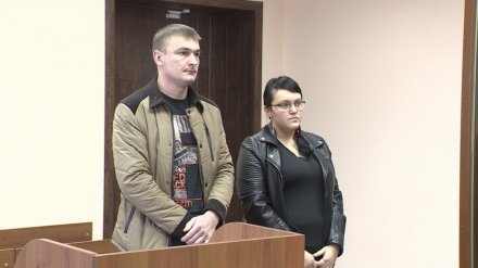 В Воронежской области лишили родительских прав мать, державшую на цепи 7-летнего сына