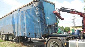 В Воронеже эвакуировали более 100 брошенных во дворах машин
