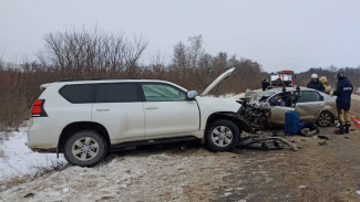Один человек погиб и четверо пострадали в ДТП с внедорожником в Воронежской области