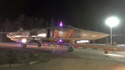 Воронежцев удивила перевозка бомбардировщика Су-24 по трассе