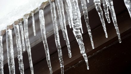 В Воронеже сосулька упала на 12-летнего мальчика