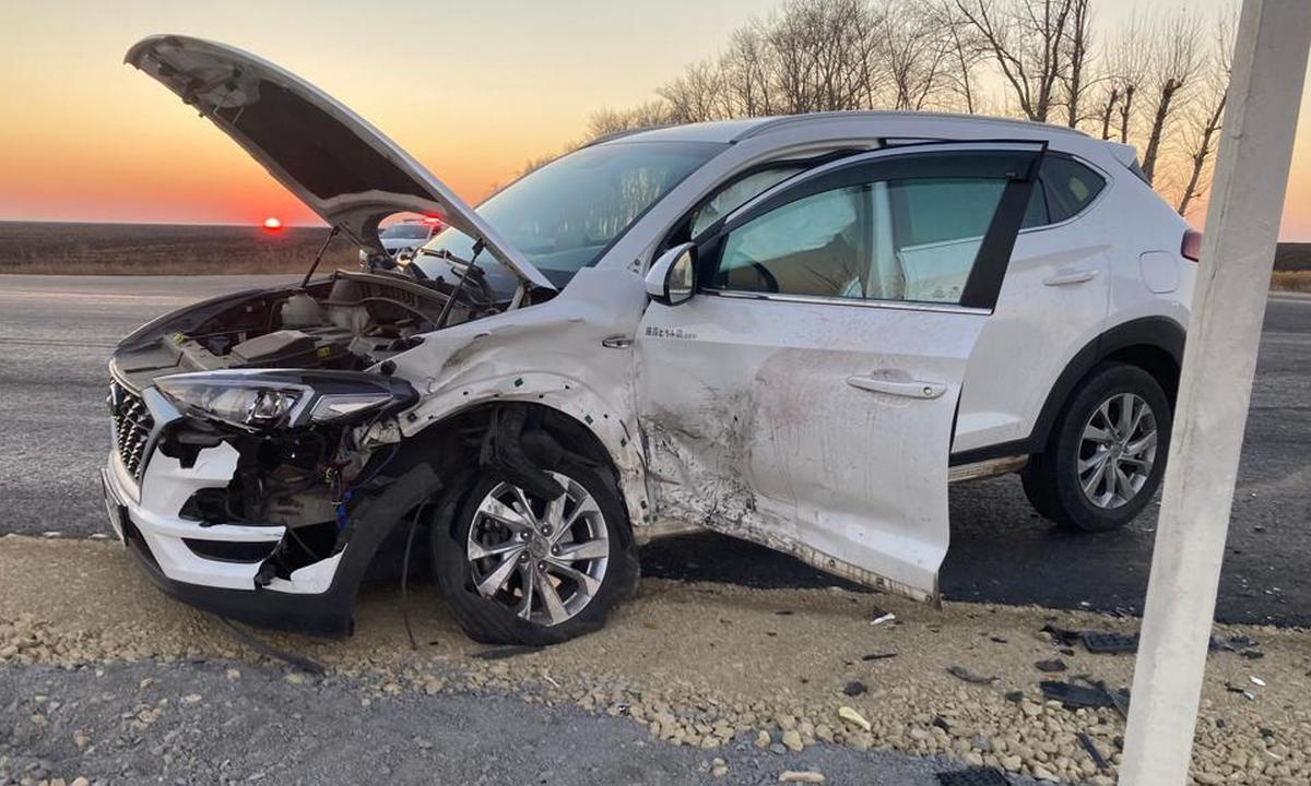 Три человека пострадали в ДТП с Ford и Hyundai на воронежской трассе –  Новости Воронежа и Воронежской области – Вести Воронеж