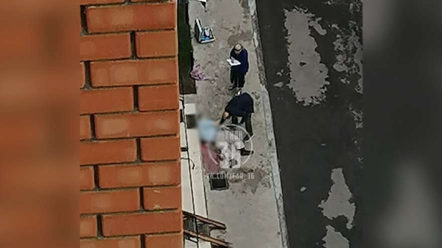 В Воронеже мужчина погиб после падения с шестого этажа