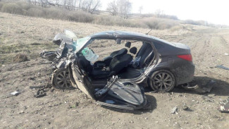 В Воронежской области столкнулись две иномарки: 1 человек погиб и 4 пострадали