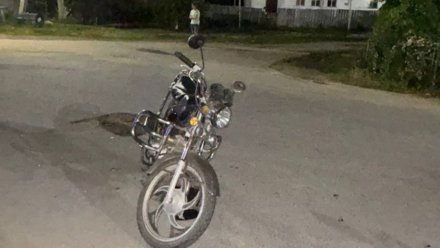В Воронеже в результате ДТП попал в больницу несовершеннолетний пассажир мопеда