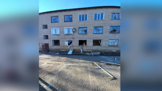 Появились фото разрушенного при взрыве газа общежития в воронежском райцентре