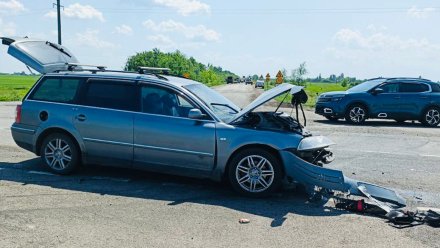 Подросток, девушка и мужчина пострадали в ДТП в Воронежской области