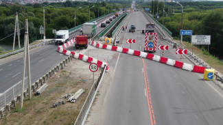 Воронежских водителей предупредили о частичном перекрытии моста на Курской трассе