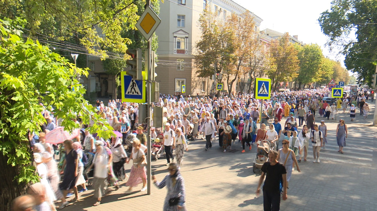 В Воронеже стартовал традиционный крестный ход – Новости Воронежа и  Воронежской области – Вести Воронеж