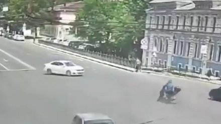 Автомобилистку отправили в колонию за смерть мотоциклиста в ДТП в центре Воронежа