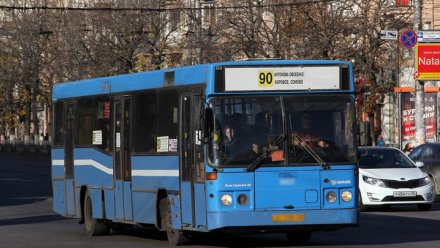 В Воронеже ЧП с мальчиком в автобусе №90 спровоцировала потерявшая сознание автоледи