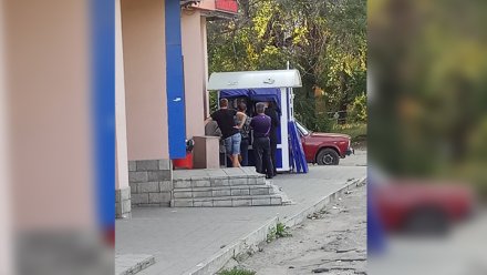 На остановку «Газовая» в Воронеже вернули демонтированный в августе игровой автомат