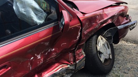 В Воронеже в ДТП с участием пяти машин пострадали два человека