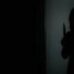 В Воронеже соседка напала на женщину с ножом после жалоб на шум