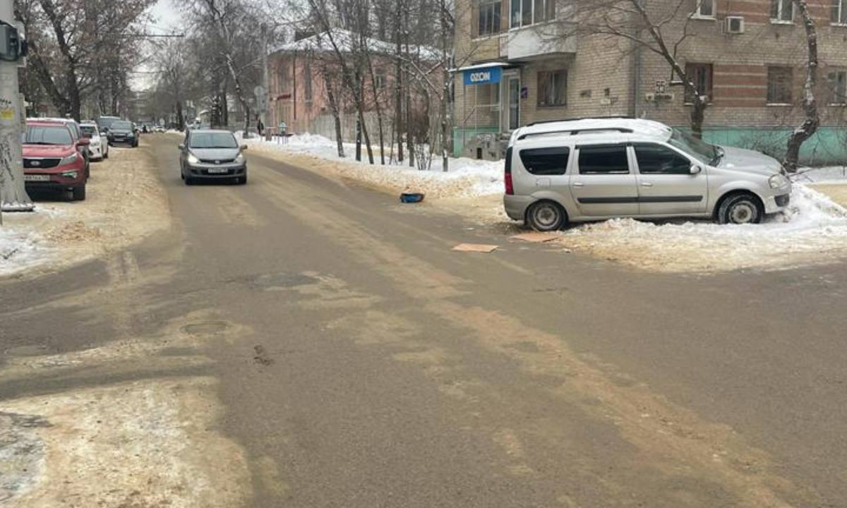 В Воронеже «Лада Ларгус» сбила на зебре 19-летнюю девушку – Новости  Воронежа и Воронежской области – Вести Воронеж