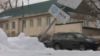 Платные парковки в центре Воронежа вновь завалило снегом