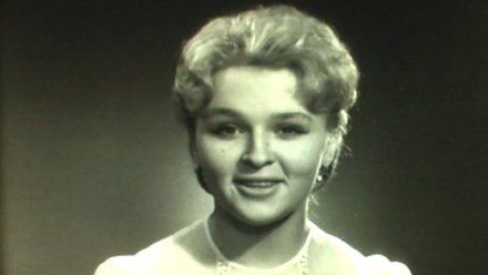 Из жизни ушла одна из первых дикторов воронежского телевидения и радио Лидия Харчева