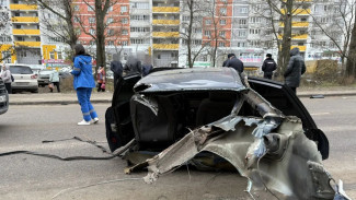 В Воронеже возбудили уголовное дело после ДТП с разорванной машиной