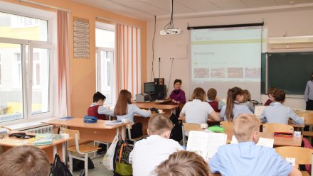 «Единая Россия» заявила о капремонте 7 тыс. школ