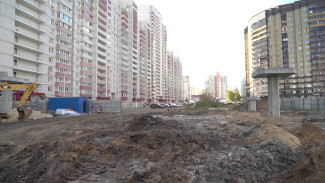 Воронежцы пожаловались на нехватку парковочных мест из-за строительства новой дороги