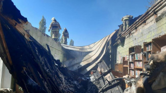 Появились фото и видео из сгоревшей УИК в Воронежской области