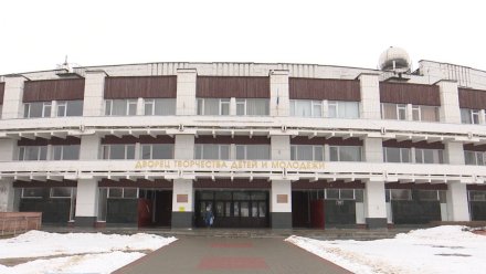 Воронежцев предупредили о скоплении техники у Дворца творчества детей и молодёжи