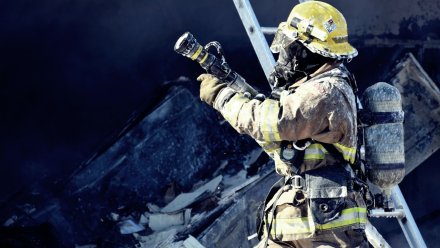 Тело 36-летнего мужчины нашли в сгоревшей квартире в Воронеже