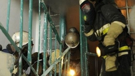 В Воронеже из-за пожара в трёхэтажке эвакуировали 20 человек
