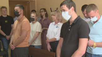 В Воронеже вынесли приговор незаконно заработавшей 44 млн банде обнальщиков