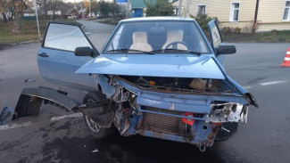 Пьяный водитель устроил массовое ДТП с легковушками в Павловске: есть пострадавшие