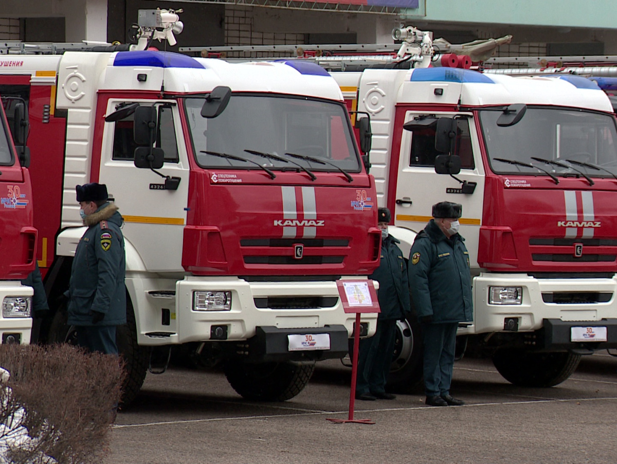 Воронежские пожарные получили 15 новых машин – Новости Воронежа и  Воронежской области – Вести Воронеж