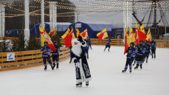 В Воронеже состоялось торжественное открытие катка на Адмиралтейской площади