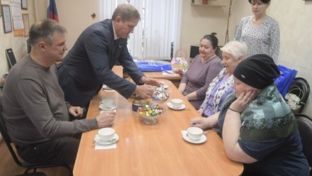 Депутаты команды ДСК чествовали матерей бойцов СВО