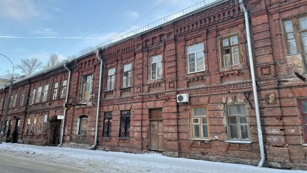 В центре Воронежа отремонтируют два дореволюционных дома