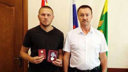 В Воронежской области бойцу СВО вручили медаль «За отвагу»