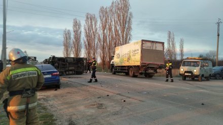 После массового ДТП под Воронежем в больницу попали два водителя