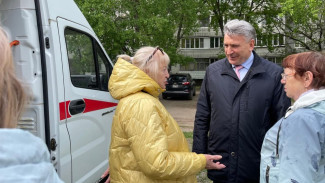При содействии «Единой России» был организован выездной приём врачей для воронежцев
