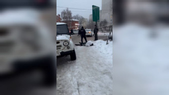 Воронежцы сообщили о найденном на улице трупе мужчине