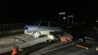 Пьяный водитель врезался в бетонный блок в Бутурлиновке