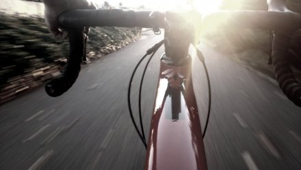 В воронежском селе автомобиль насмерть сбил велосипедиста