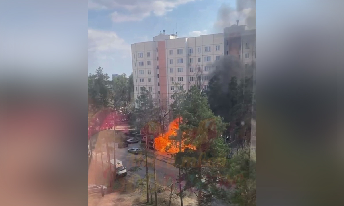 В Воронеже загорелась и взорвалась машина: появилось видео – Новости  Воронежа и Воронежской области – Вести Воронеж