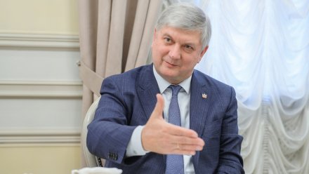 Воронежский губернатор пообещал не лезть без очереди за вакциной от COVID-19