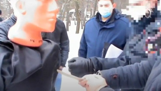 Уроженец Луганска показал на видео, как убивал воронежскую учительницу