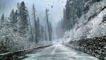 Воронежских водителей предупредили о гололёде на трассах