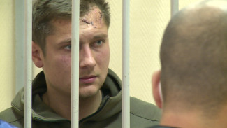 Устроивший ДТП с 2 погибшими в Воронеже водитель расплакался в суде
