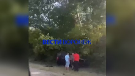 Появились подробности ДТП с перевёрнутом при выезде из Воронежа авто