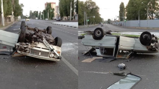 Водитель перевернувшейся на Машмете «шестёрки» сбежал с места ДТП в Воронеже