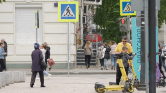 В Воронеже введут дополнительные ограничения для самокатчиков